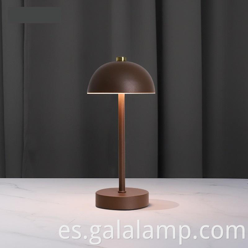 Lámpara táctil LED versátil Versatile LED Touch Lamp